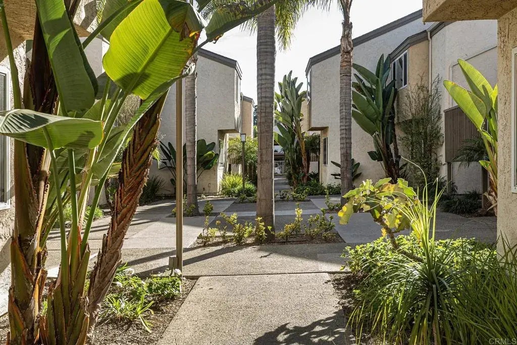 8666 Via Mallorca I, La Jolla