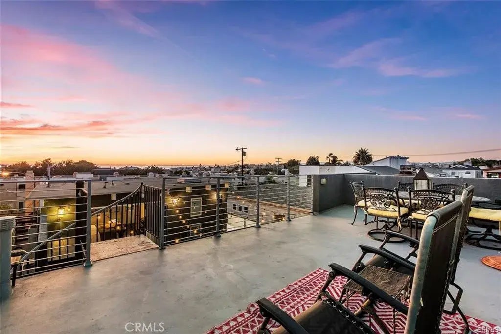 136 Hill Street, Hermosa Beach