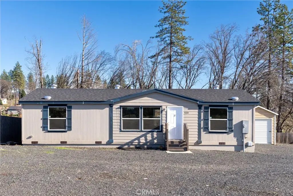 5680 Clara Lane, Paradise