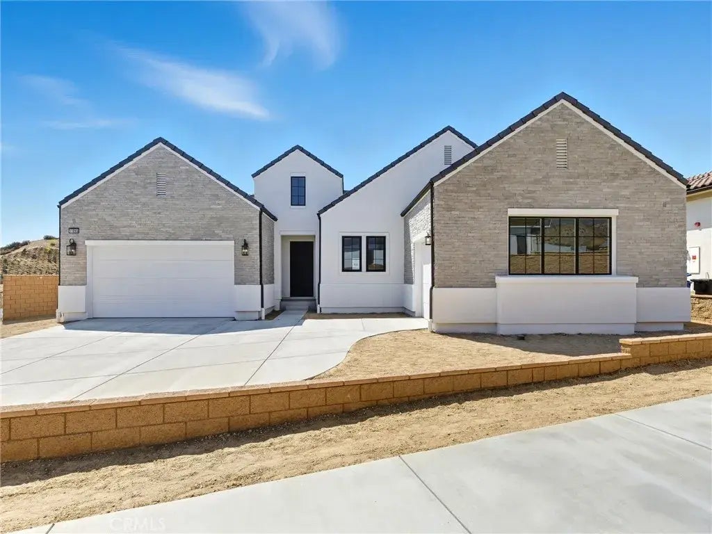 11853 Red Hawk Lane, Porter Ranch