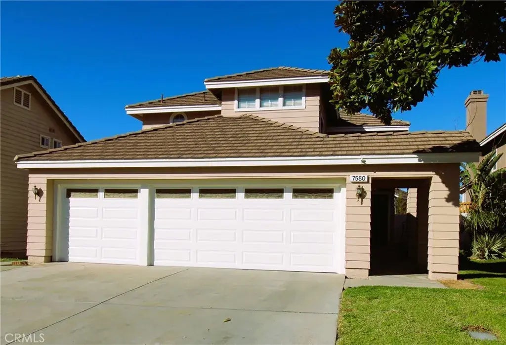 7580 Santa Lucia Street, Fontana