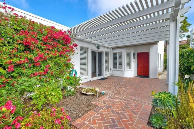 4708 Barcelona Way, Oceanside