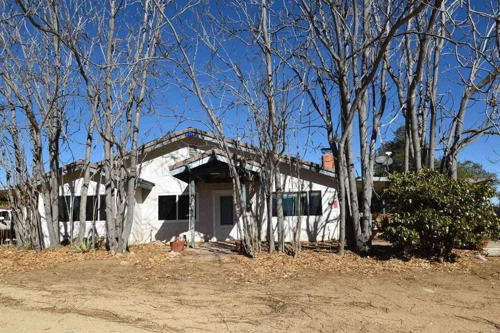 2090 Mother Grundy Truck Trail, Jamul