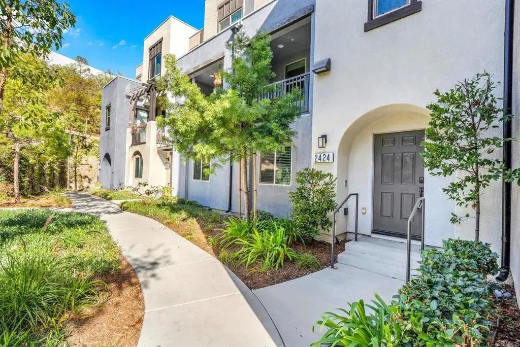 2424 Verano Way, Vista