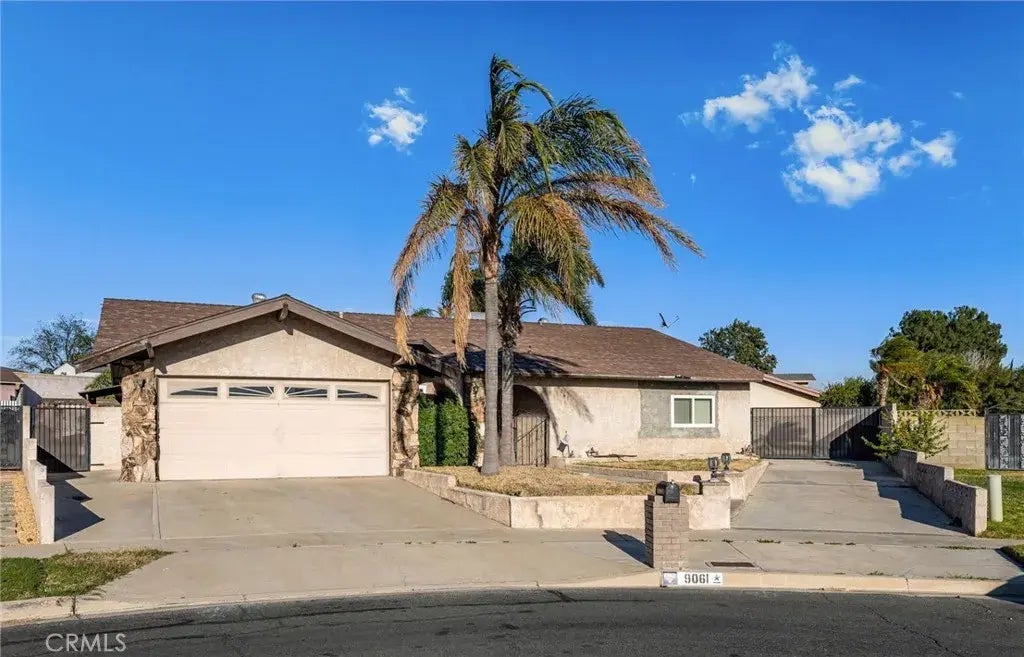 9061 Amber Court, Fontana