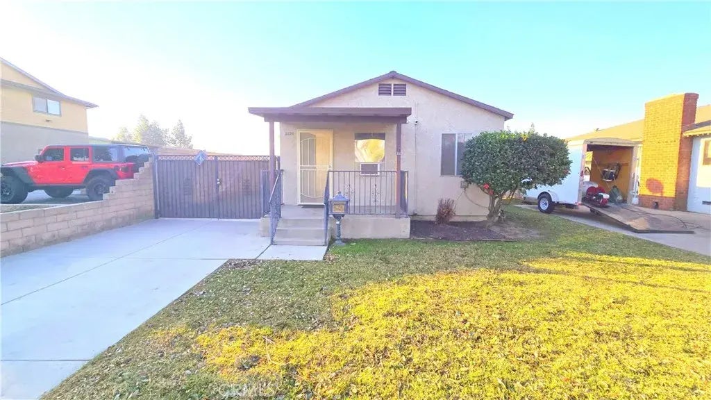 2126 Walnut St., La Verne