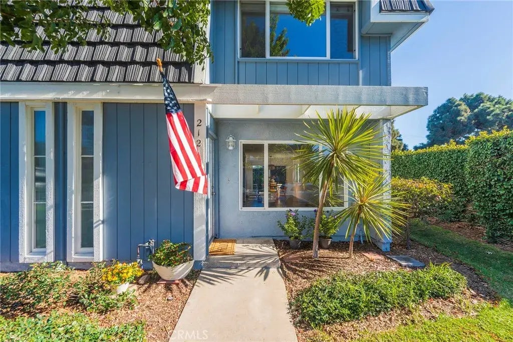 21210 Sailors Bay Lane, Huntington Beach