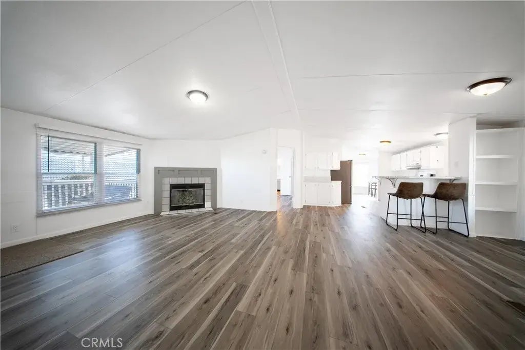 20843 Waalew C79, Apple Valley