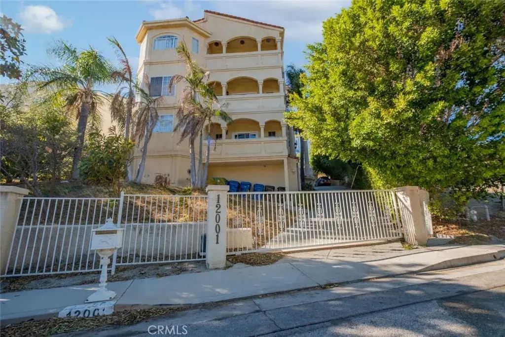 12001 Shoshone Avenue, Granada Hills