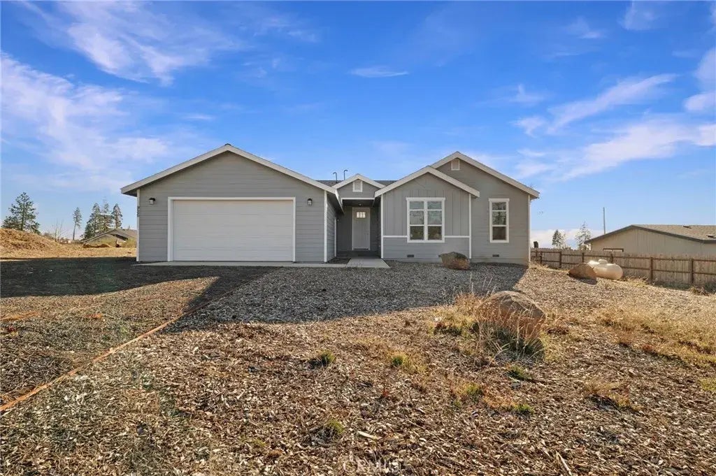 926 Bille Road, Paradise