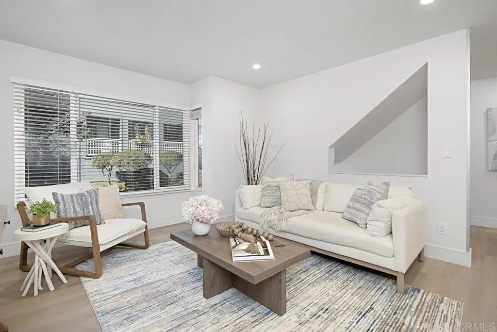 830 America Way, Del Mar