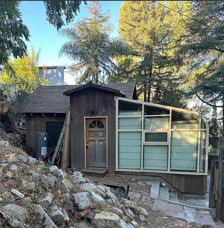 3828 Lavell Drive, Los Angeles