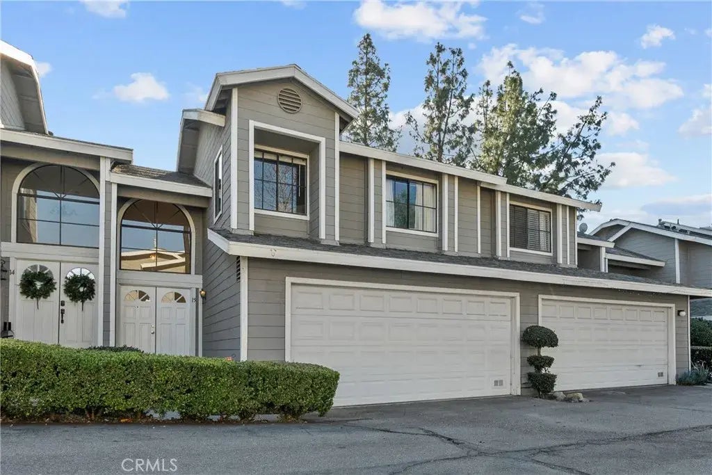 14200 Foothill Boulevard 15, Sylmar