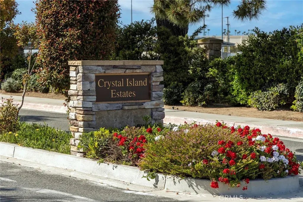 19801 Estate Circle, Huntington Beach