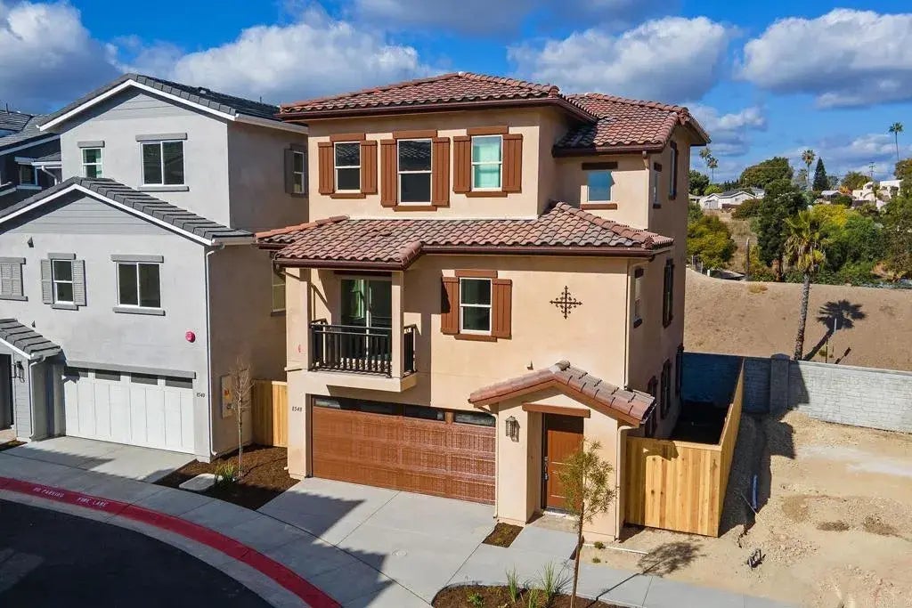 8548 Vista Azul Pl, Lemon Grove