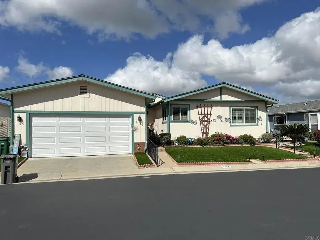 5132 Weymouth Way, Oceanside
