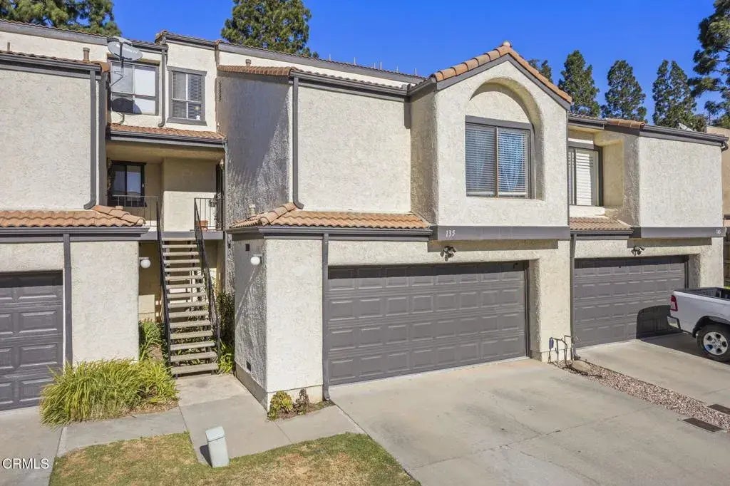 135 Redwood Lane, Santa Paula
