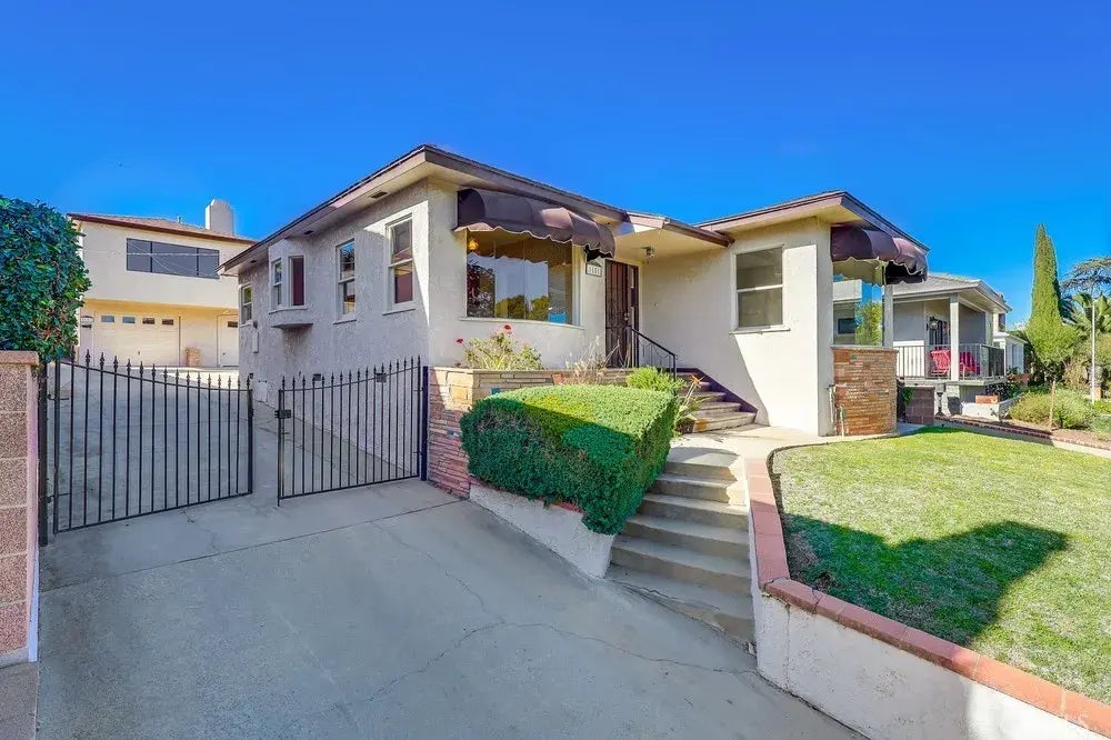 1151 S Averill Avenue, San Pedro