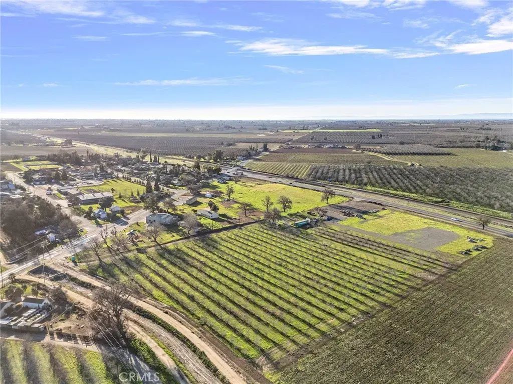 3 Santa Fe, Cressey