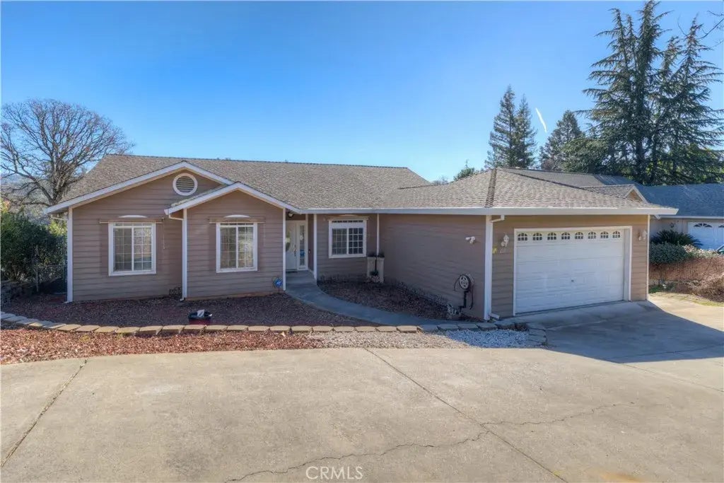 212 Apache Circle, Oroville