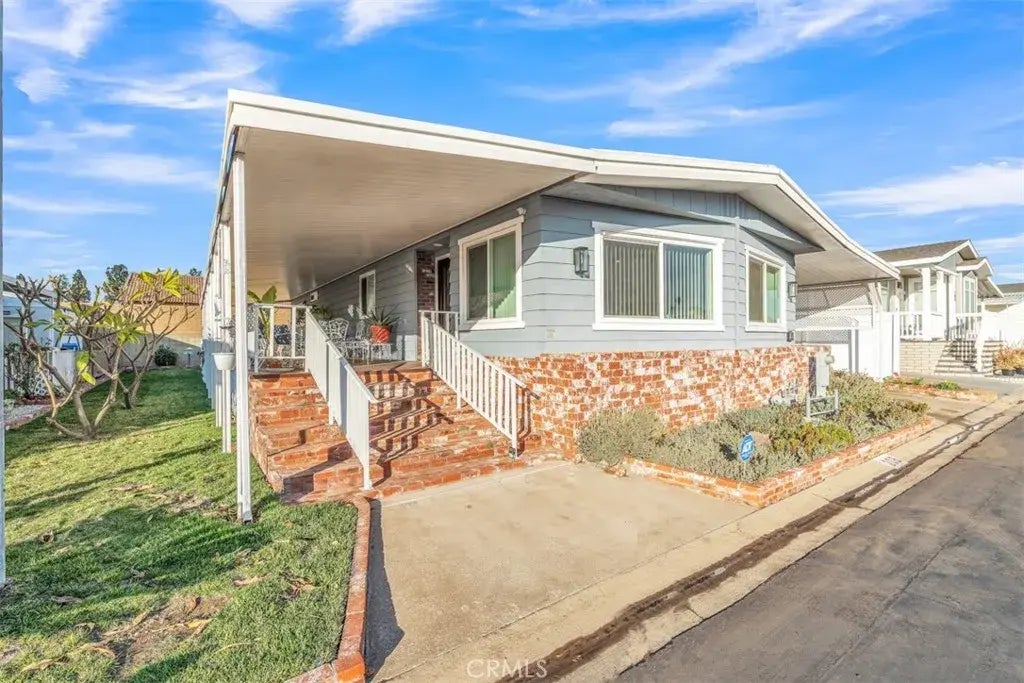 1245 Cienega 209, San Dimas