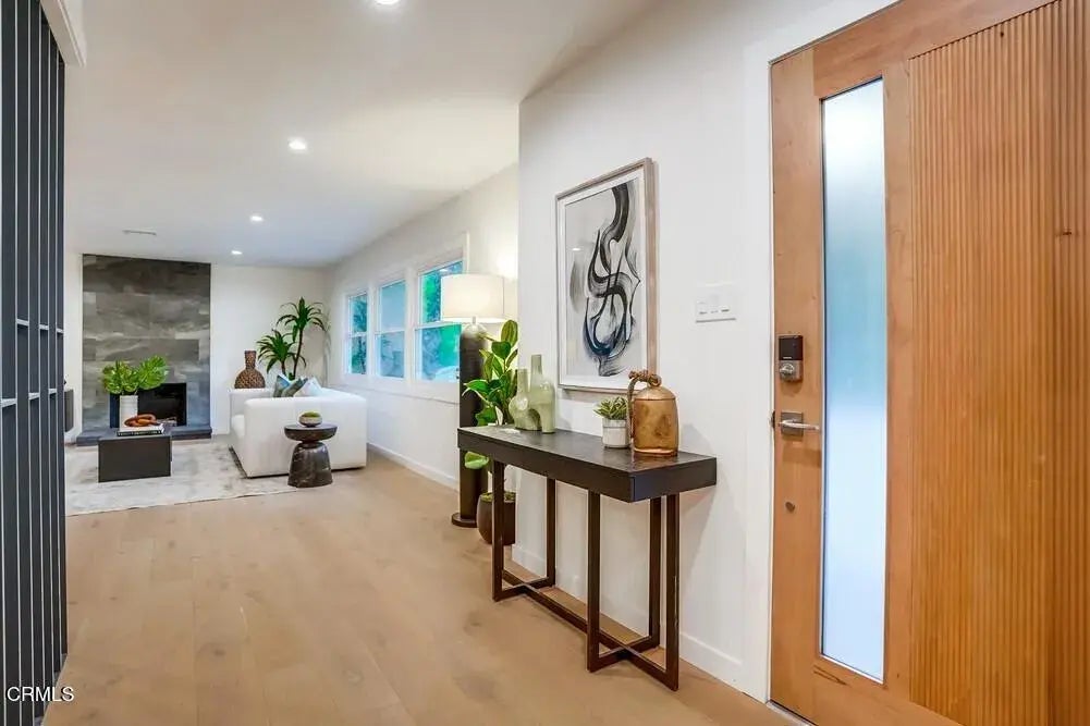 2609 E Chevy Chase Drive, Glendale