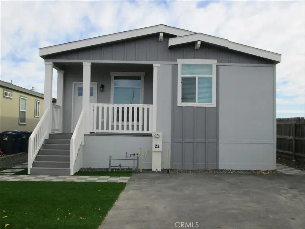 9278 Hwy 101 23, Los Alamos