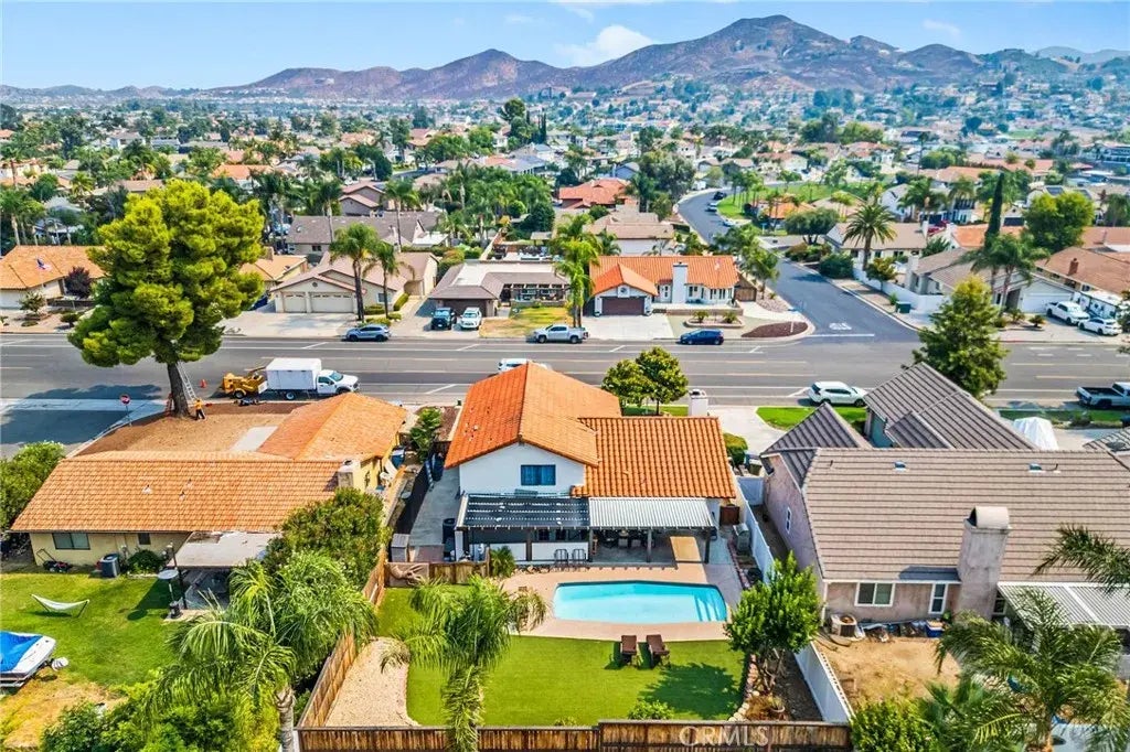 23466 N Canyon Lake Dr Drive, Canyon Lake