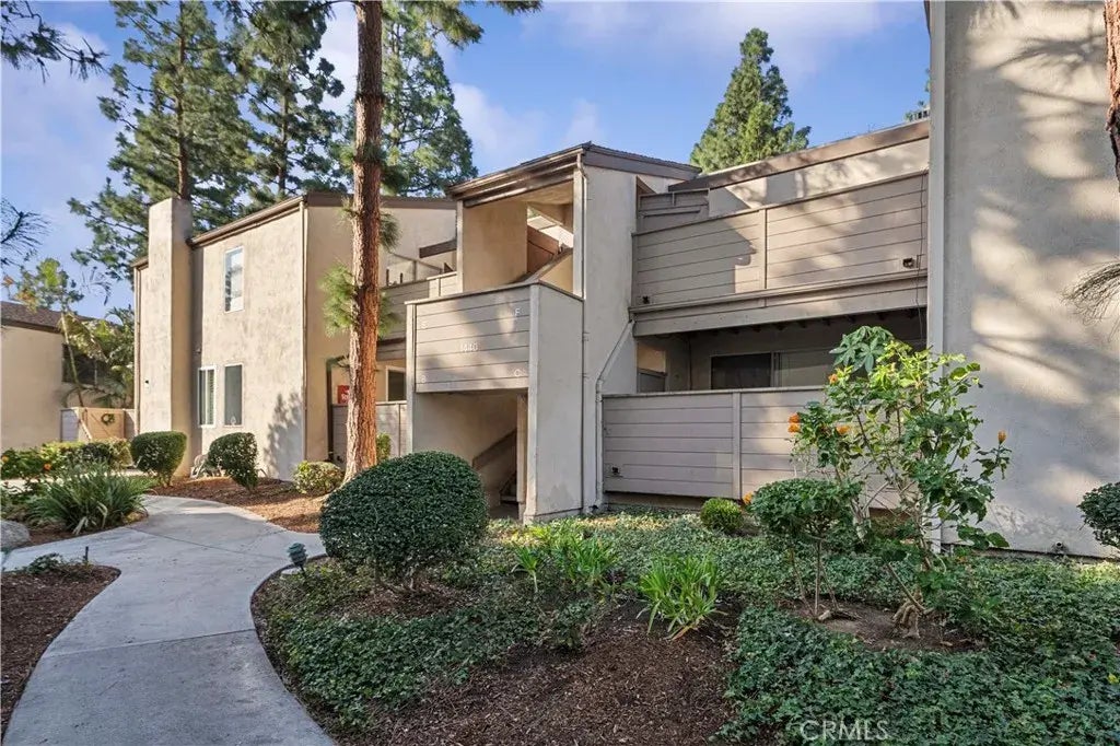 1440 Cabrillo Park Drive F, Santa Ana