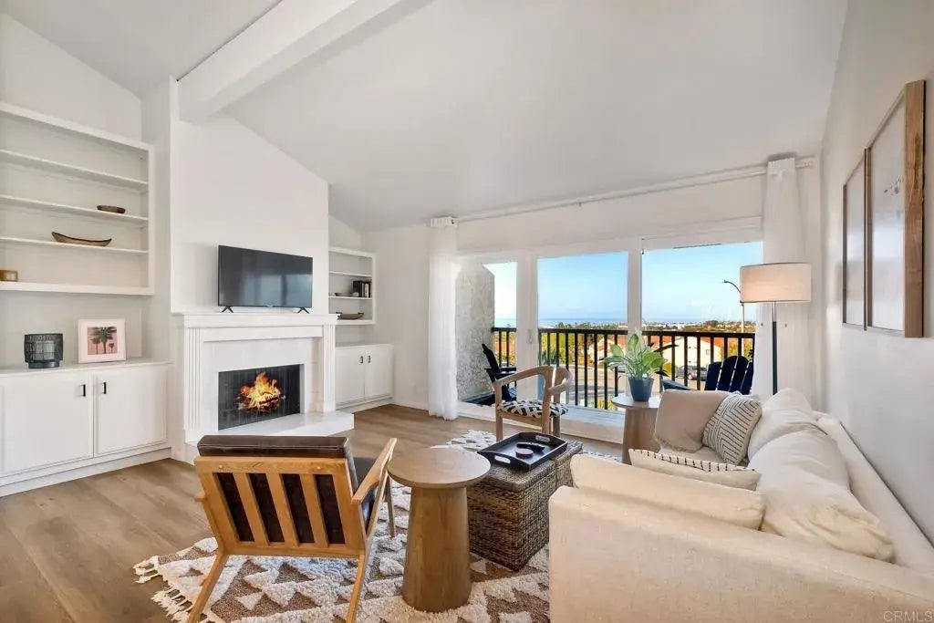 915 Caminito Estrada C, Carlsbad