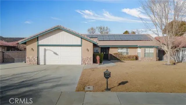 2111 W Avenue J12, Lancaster