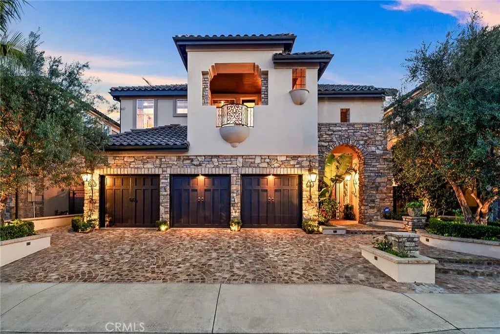 5676 Ocean Terrace Drive, Huntington Beach