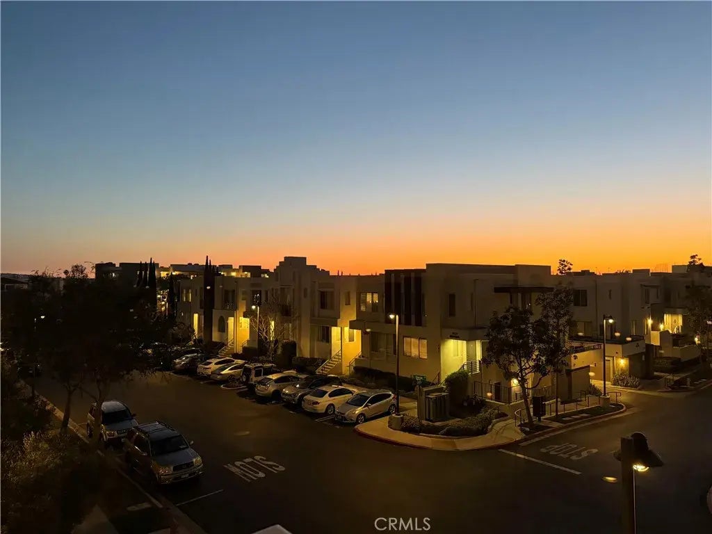 13024 Union Avenue 301, Hawthorne