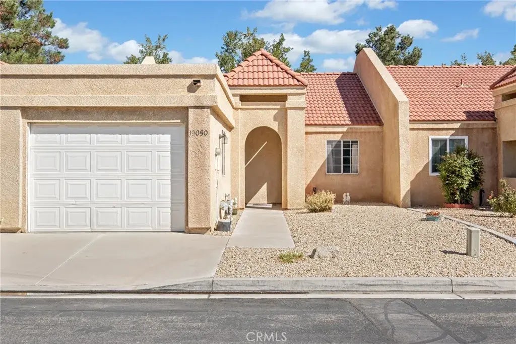 19050 Frances Street, Apple Valley