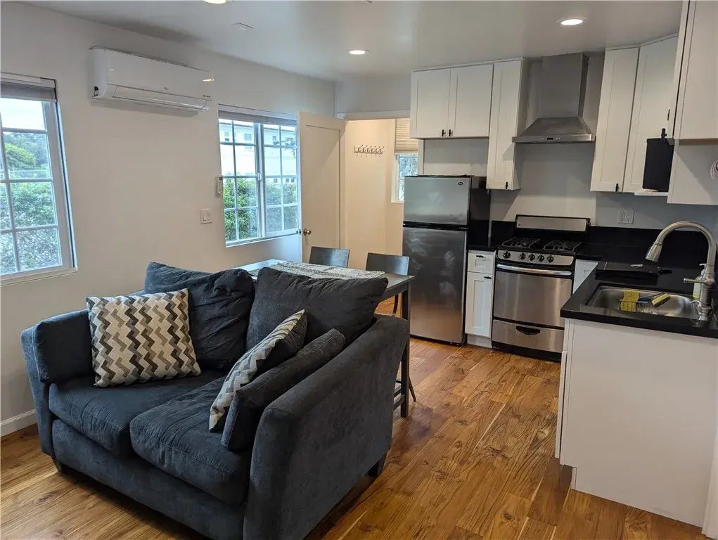 1632 Acacia Avenue, Torrance