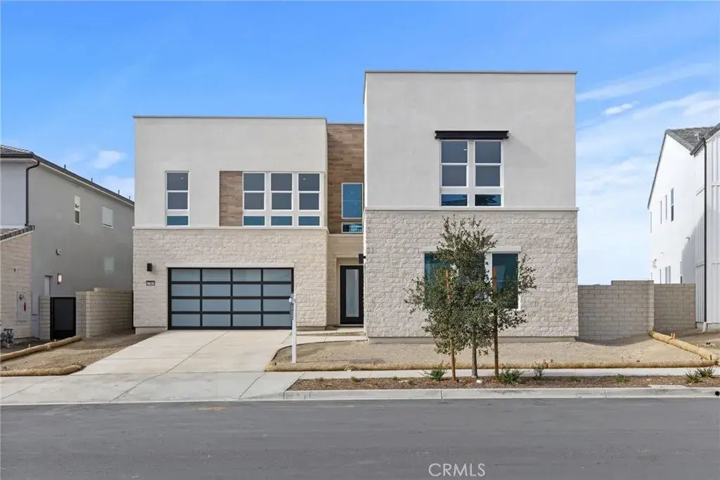 27561 Elderberry Drive, Valencia