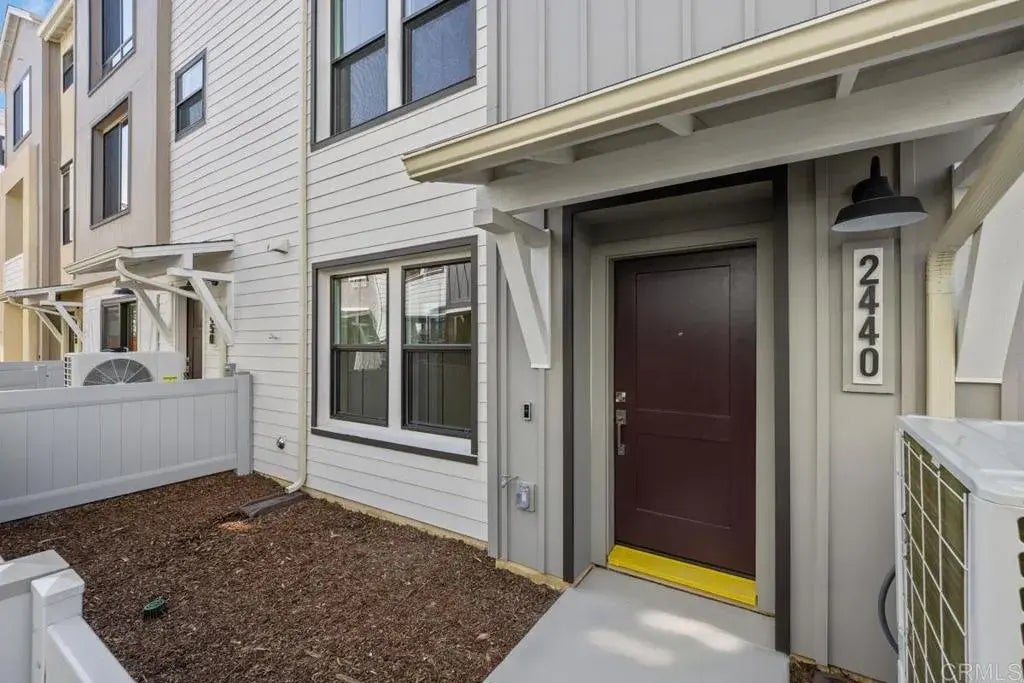 2440 Calendula Lane, Carlsbad