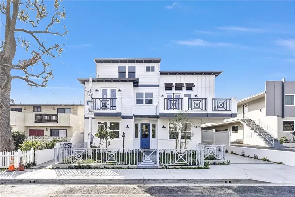 2416 Carnegie Lane A, Redondo Beach