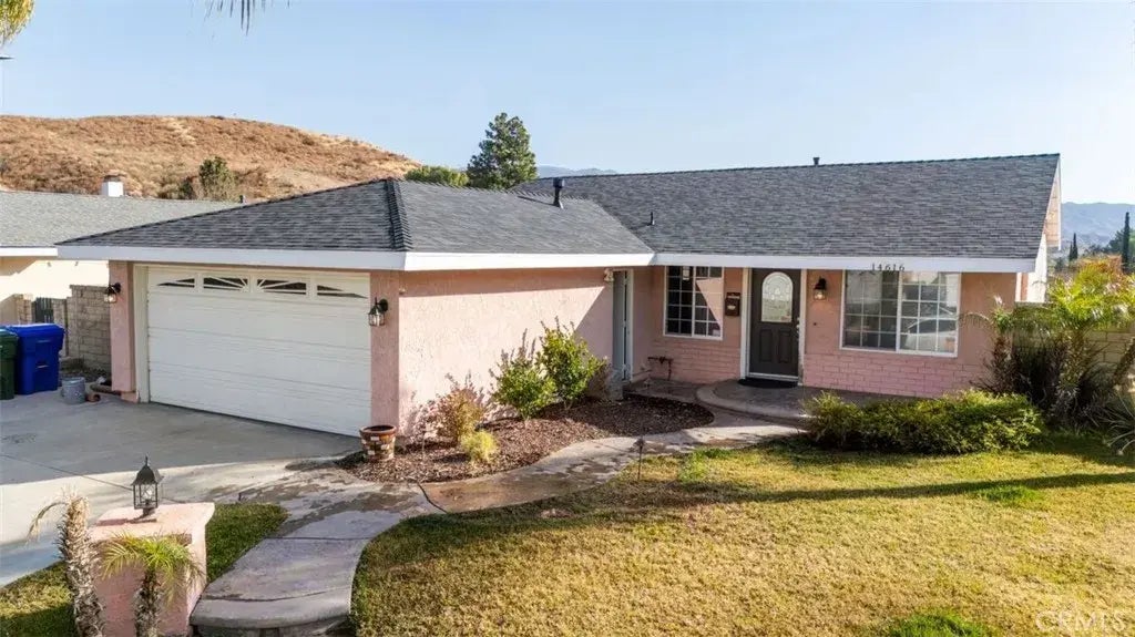 14616 Water Lily Court, Canyon Country