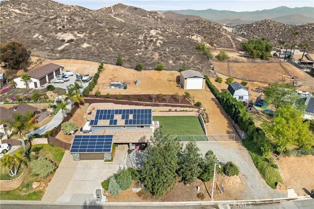 7281 Rockridge Road, Jurupa Valley