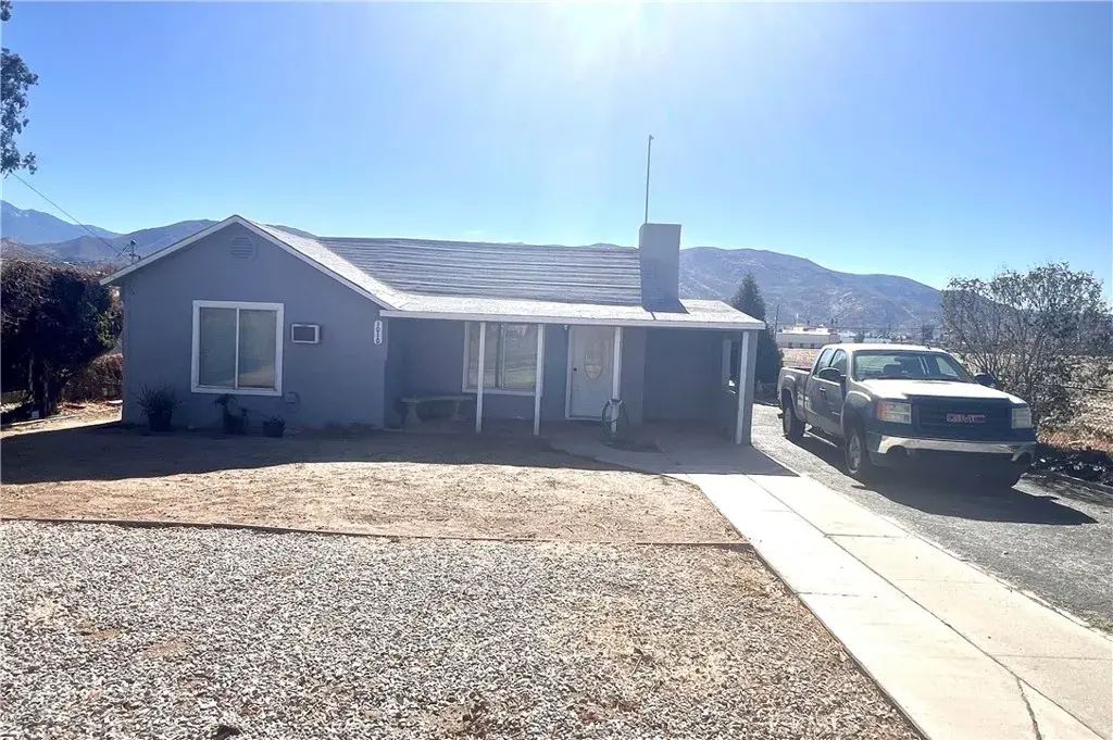 1010 E Nicolet Street, Banning