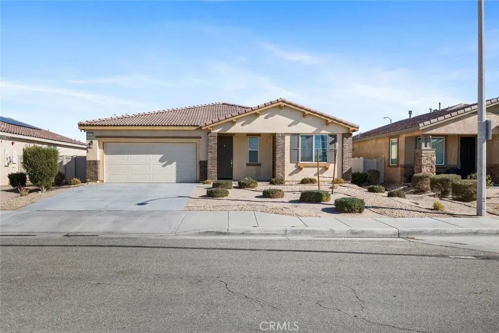 45652 Palm Lane, Lancaster