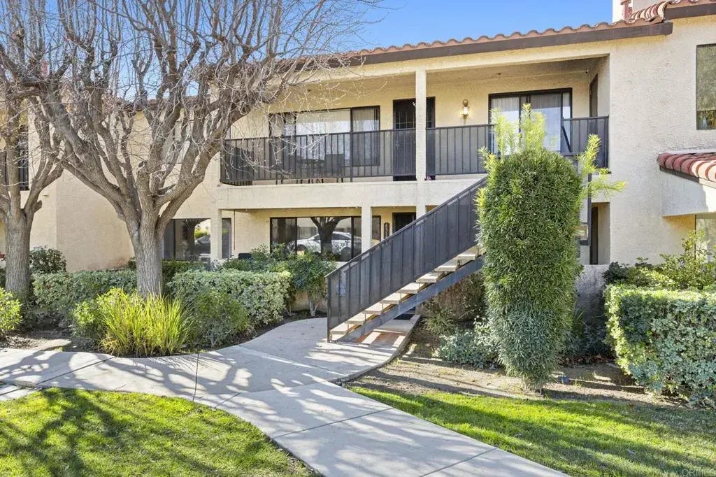 43131 Wall Street B, Hemet