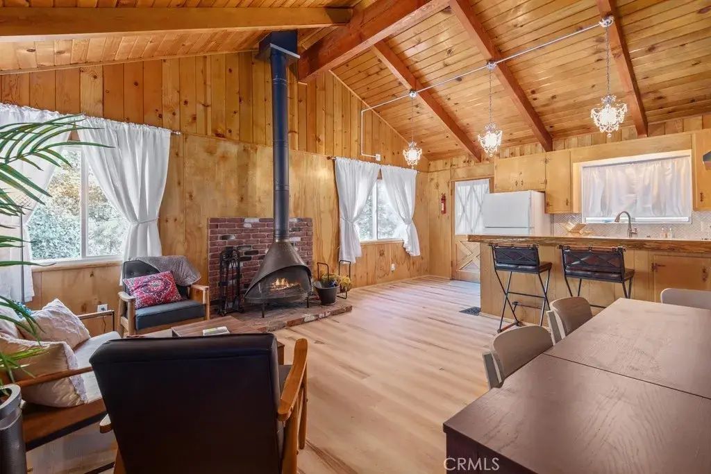 33387 Robin Drive, Green Valley Lake