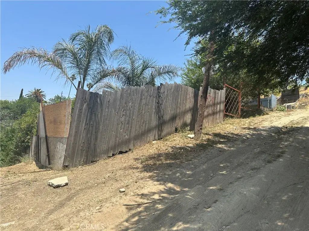 4123 Telluride, Los Angeles