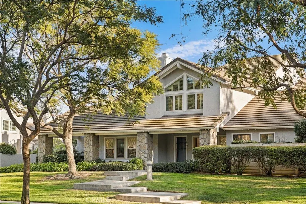 417 E Yale 12, Irvine