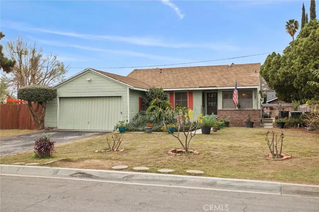 1022 W Robindale Street, West Covina