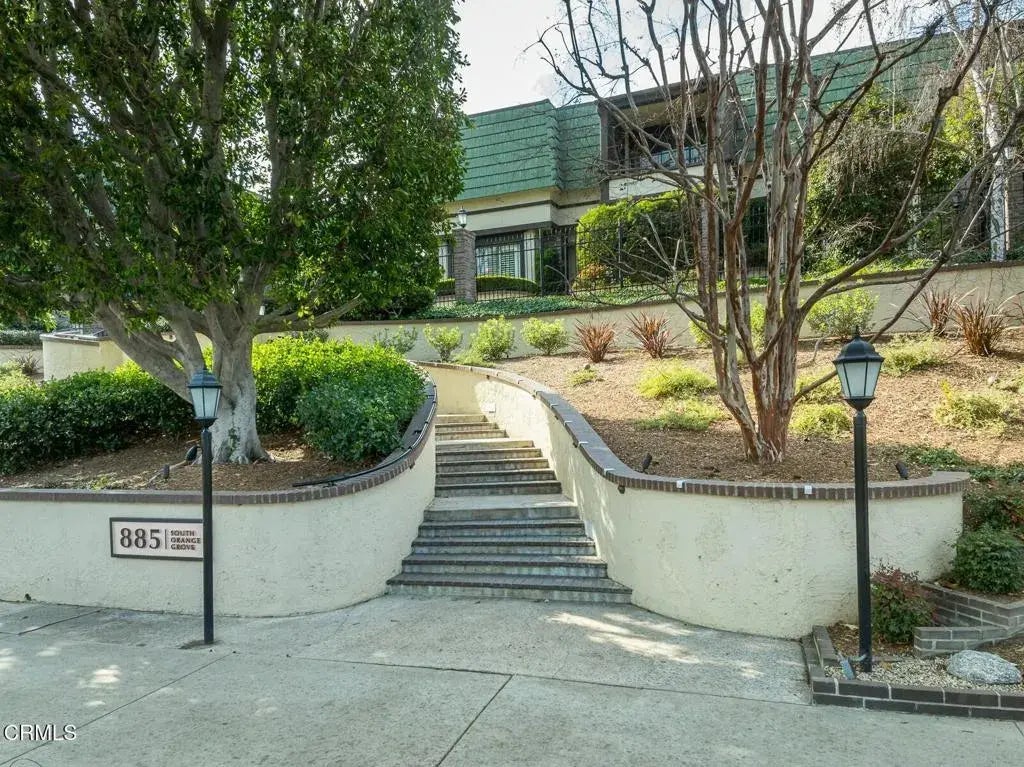 885 S Orange Grove Boulevard 46, Pasadena