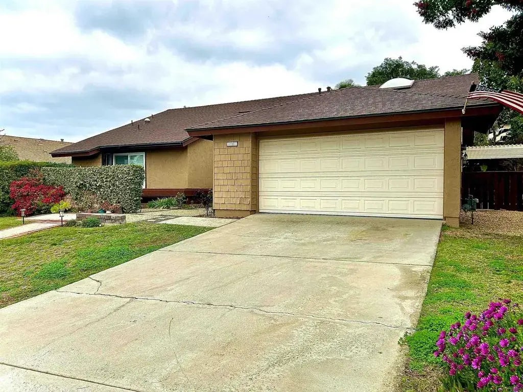 920 Daisy Ave, Carlsbad