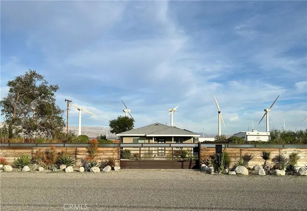 19790 Cooper Road, North Palm Springs